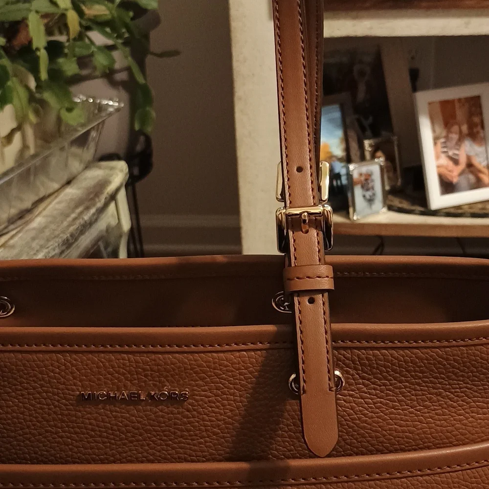 MWT Michael Michael Kors Winston MD TZ Pocket Tote - Picture 4 of 16